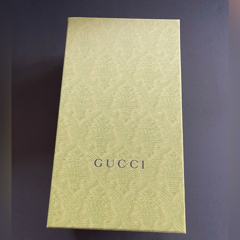 New Gucci Jumbo GG Canvas / Nappa Sam Sandals 37/US7 - Picture 13 of 15